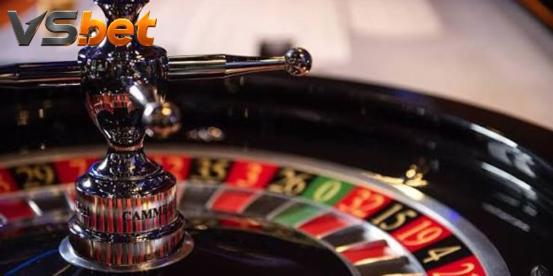 Thời điểm chốt kết quả và quyết toán cửa tại straight up